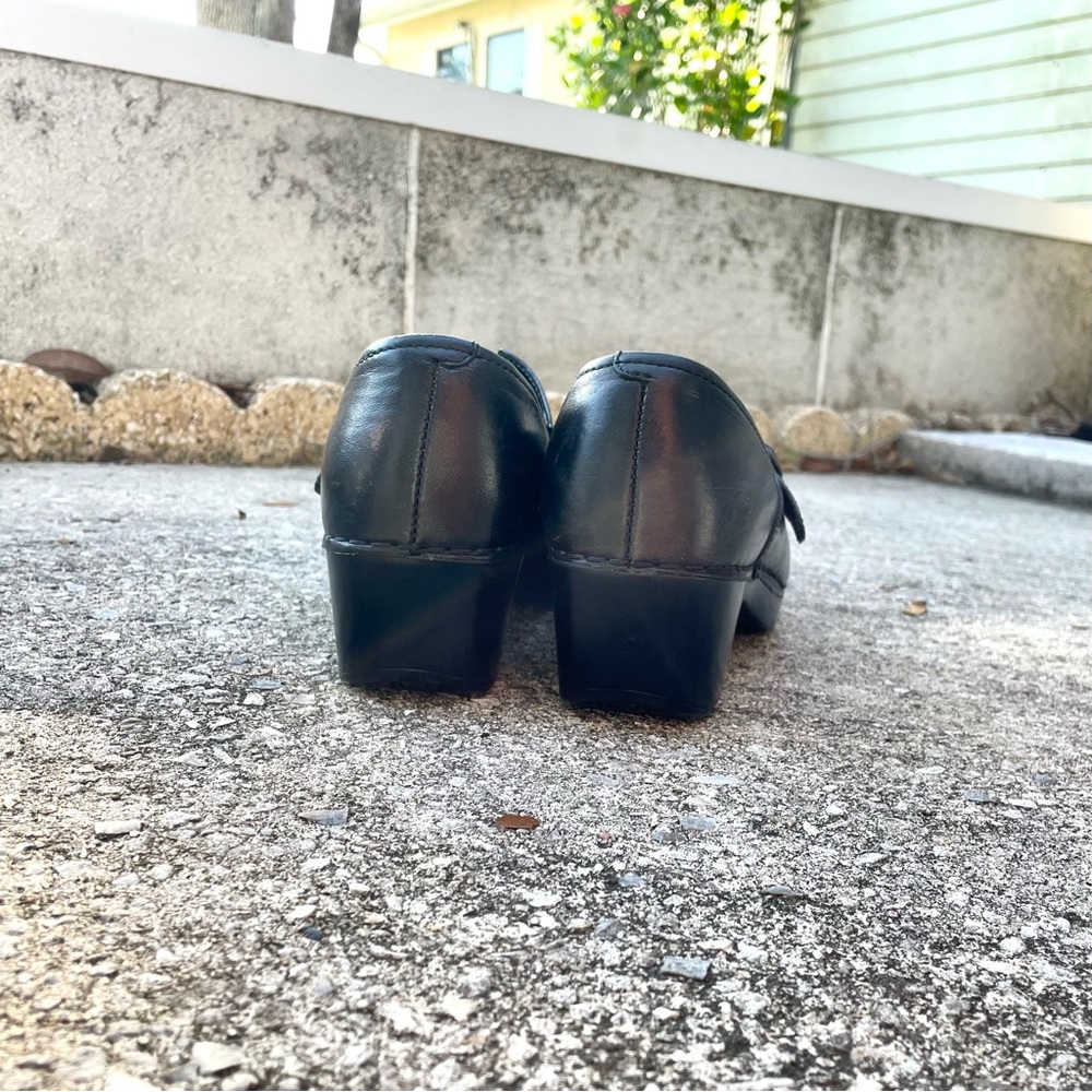 Dansko Tamara Professional Work Clogs - Black - Buckle - Comfort- Women’s 6.5/37 - Picture 4 of 8